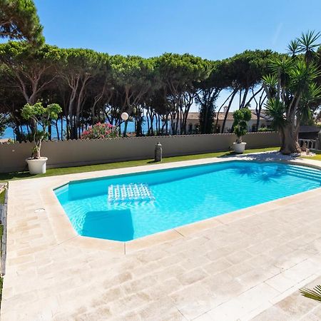 Villa In Puerto Cabopino Marbella Exteriör bild