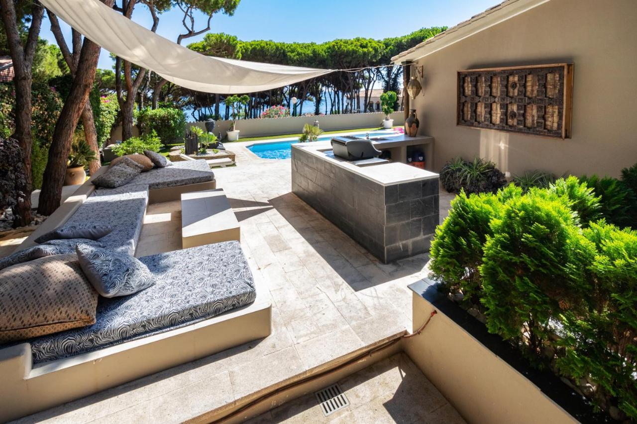 Villa In Puerto Cabopino Marbella Exteriör bild