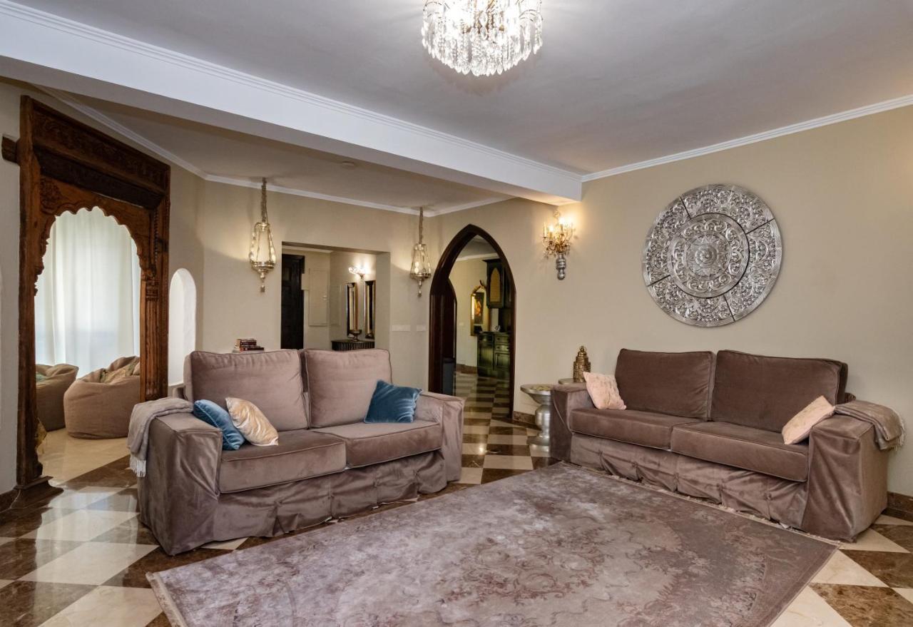 Villa In Puerto Cabopino Marbella Exteriör bild